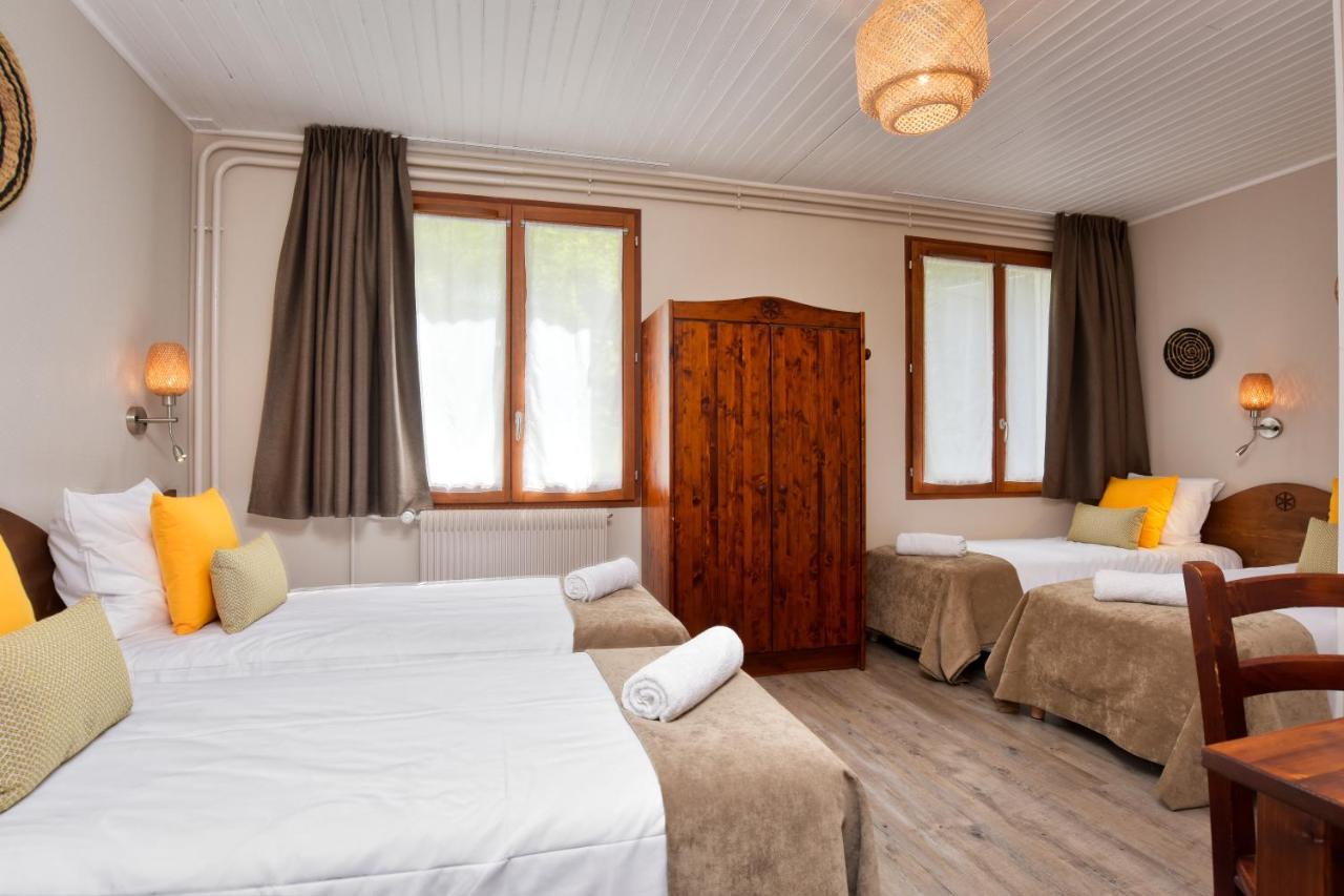 Hotel Les Essarts, Ussim Vacances 瓦卢瓦尔 外观 照片